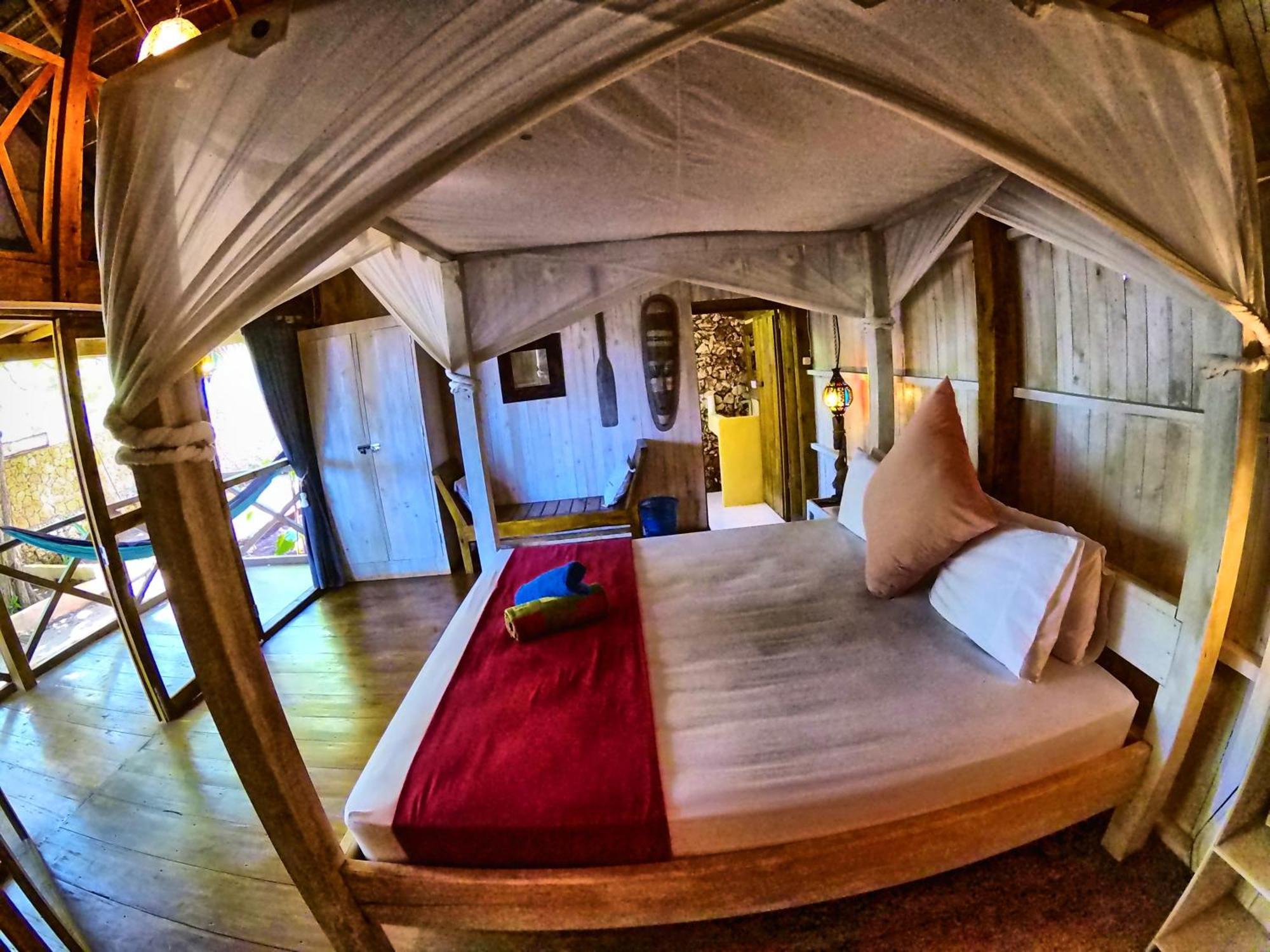 Cosmos Bungalows Bira Buitenkant foto