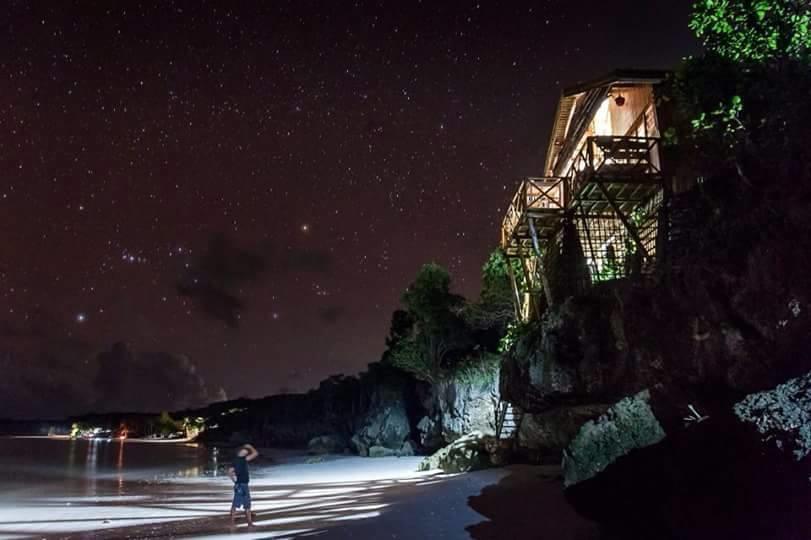 Cosmos Bungalows Bira Buitenkant foto