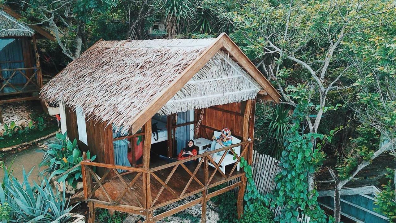 Cosmos Bungalows Bira Buitenkant foto